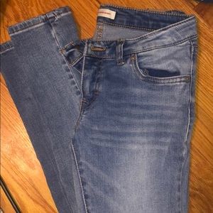 Levi skinny jeans